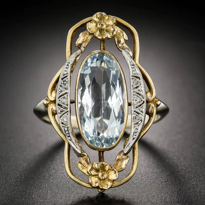 Vintage ring i gull med blå zirkonia